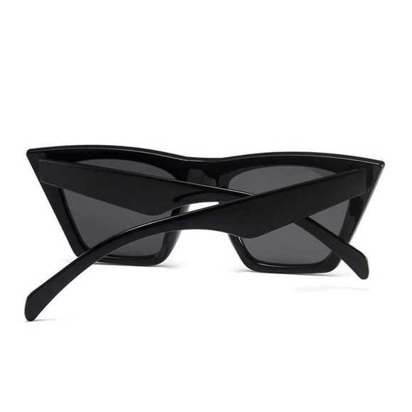 Classic Black Cute Trendy Cat eye Womens Oversized Square Polarized Sunglasses - Picture 3 of 5